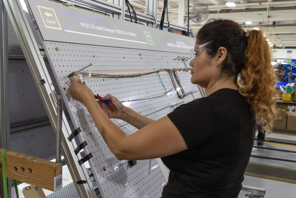 Lightning eMotors Adopts AR Work Instructions for Errorfree EV